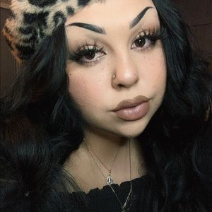 Meet your Posher, Marissa